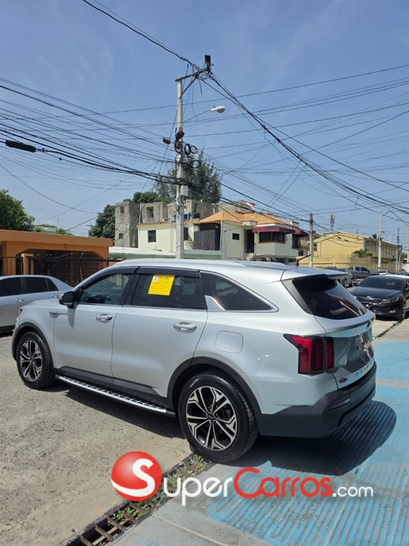2021 Kia Sorento LX — foto 2 / 10