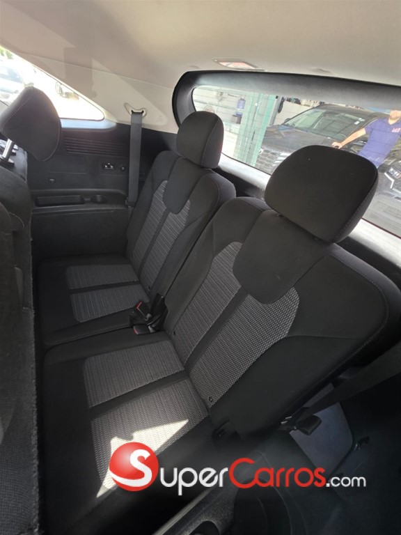 2021 Kia Sorento LX — foto 9 / 10