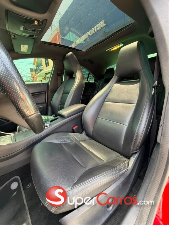 2015 Mercedes-Benz Clase CLA 250 — foto 5 / 12