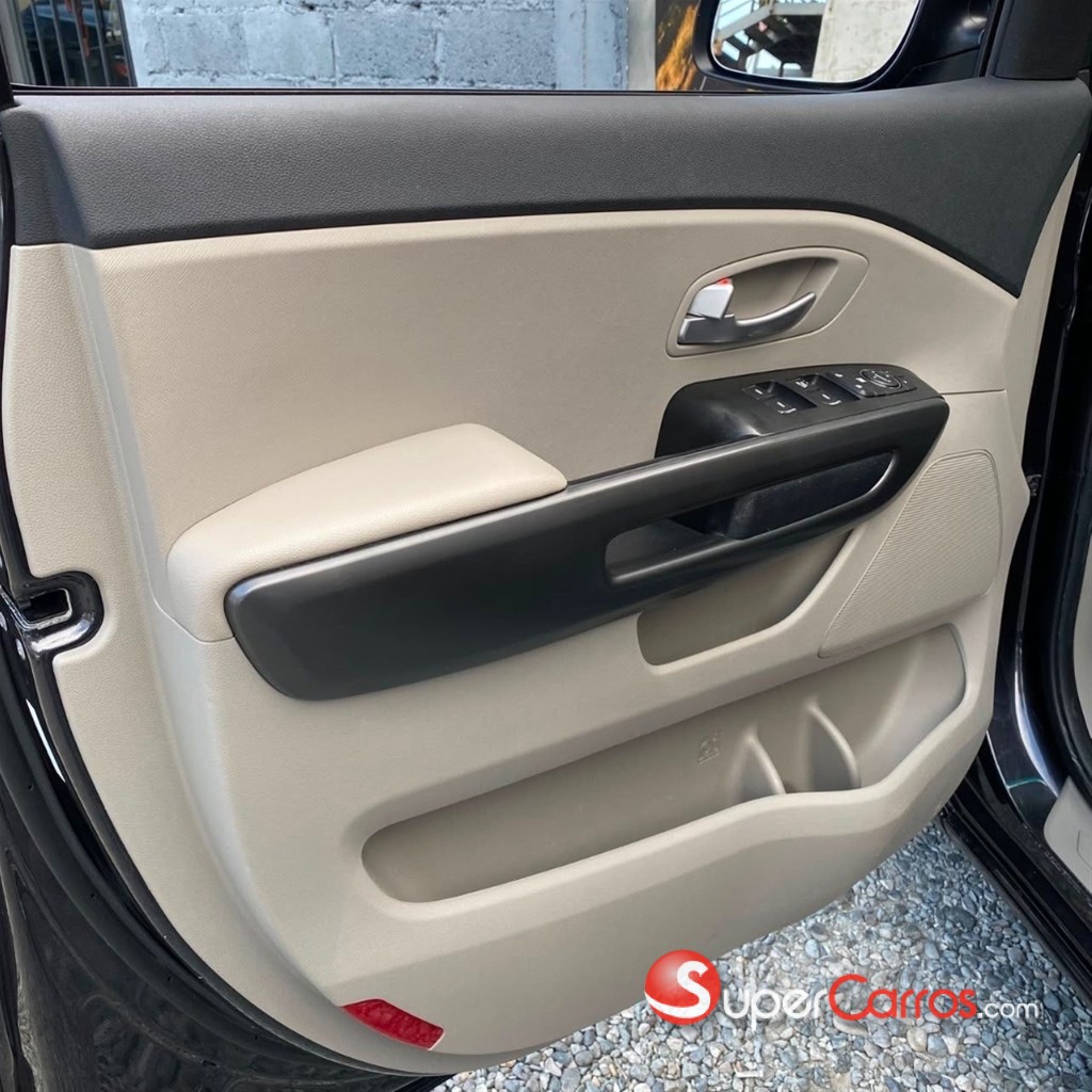 2020 Kia Sedona EX — foto 3 / 12