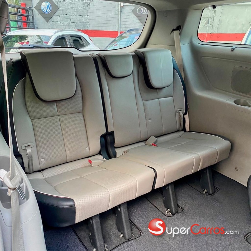 2020 Kia Sedona EX — foto 11 / 12
