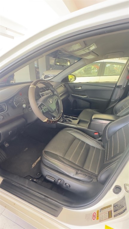 2015 Toyota Camry LE — foto 7 / 12
