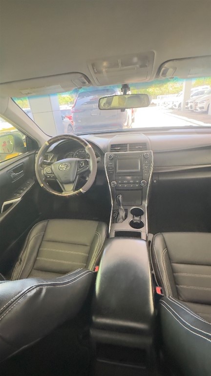 2015 Toyota Camry LE — foto 9 / 12