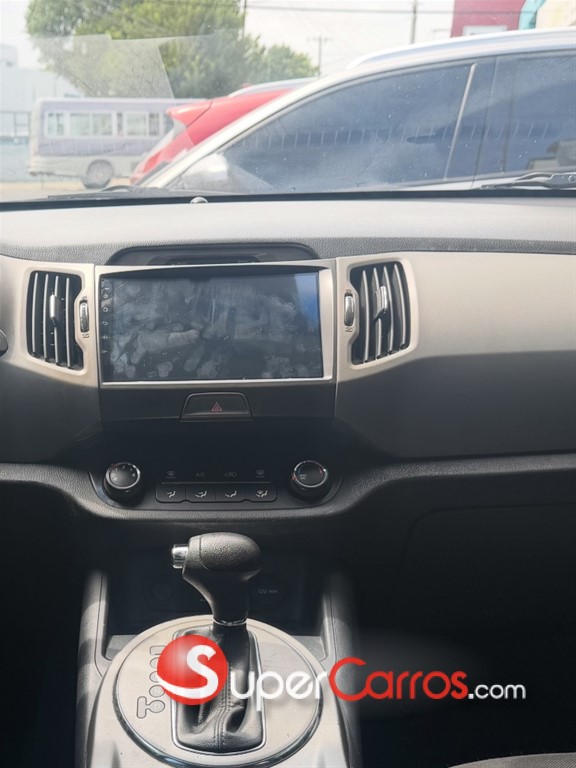 2016 Kia Sportage — foto 8 / 12