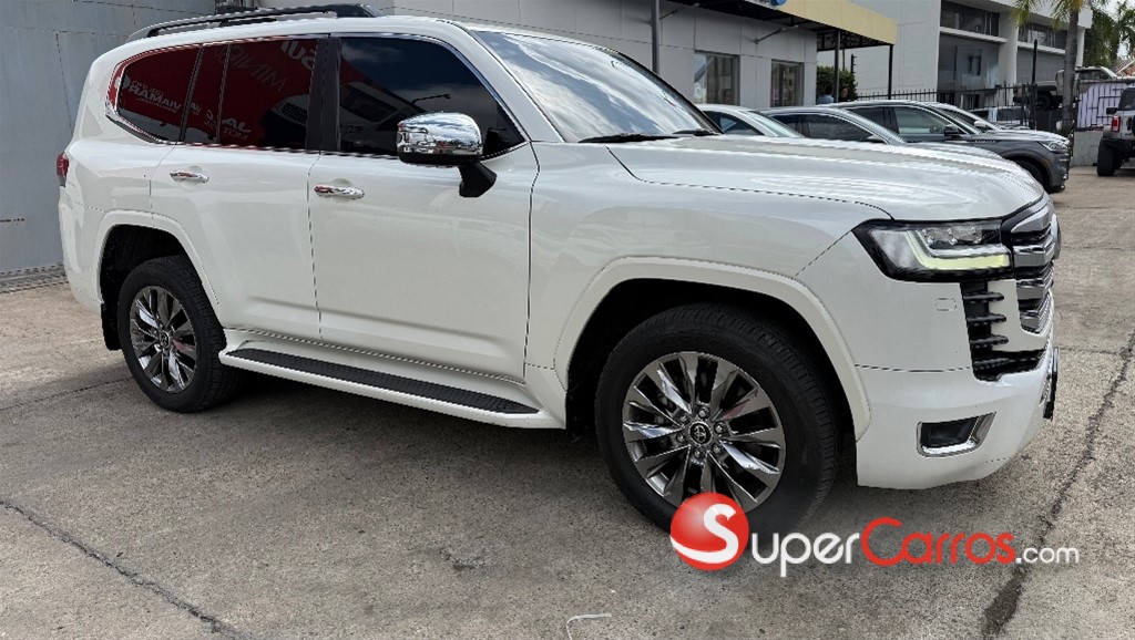 2023 Toyota Land Cruiser 300 VX-R — foto 2 / 12