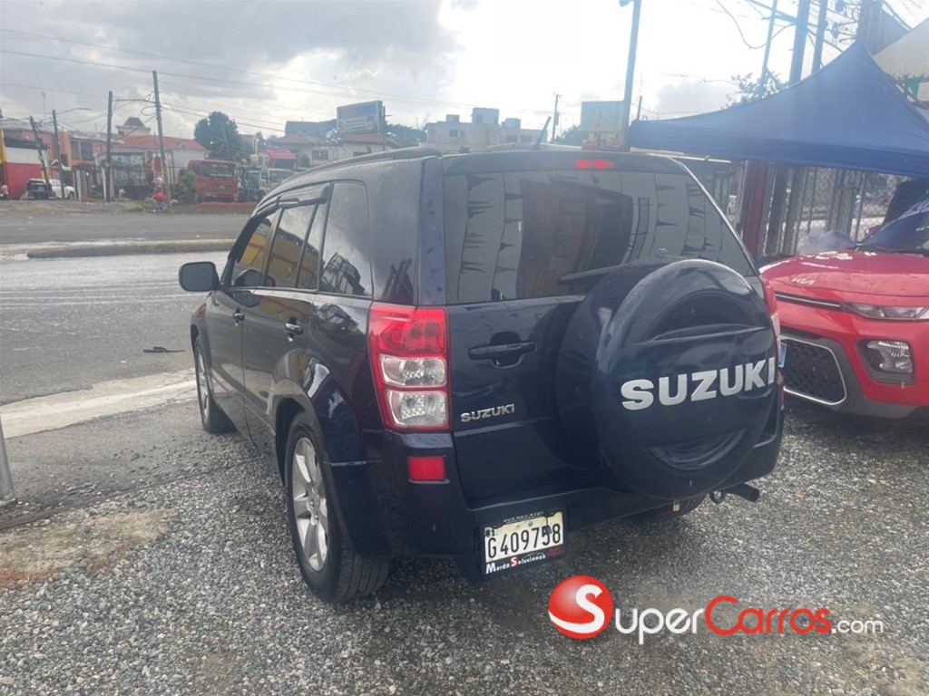 2011 Suzuki Vitara — foto 7 / 9