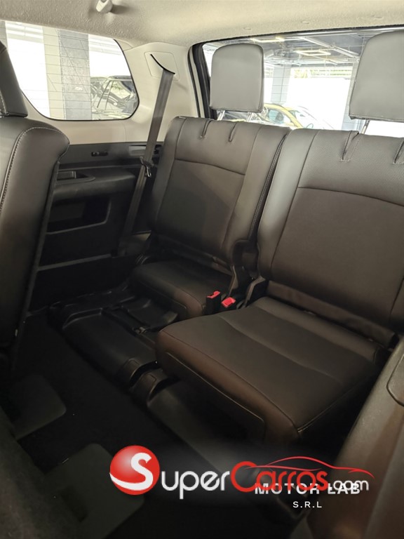 2021 Toyota 4 Runner SR5 Premium — foto 7 / 10