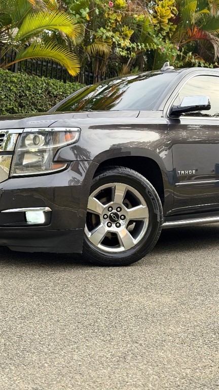 2018 Chevrolet Tahoe Premier — foto 2 / 12