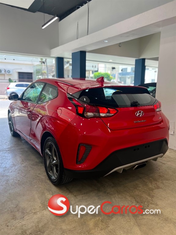 2020 Hyundai Veloster — foto 4 / 12
