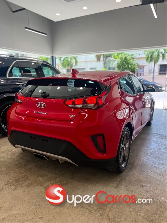 2020 Hyundai Veloster — foto 6 / 12