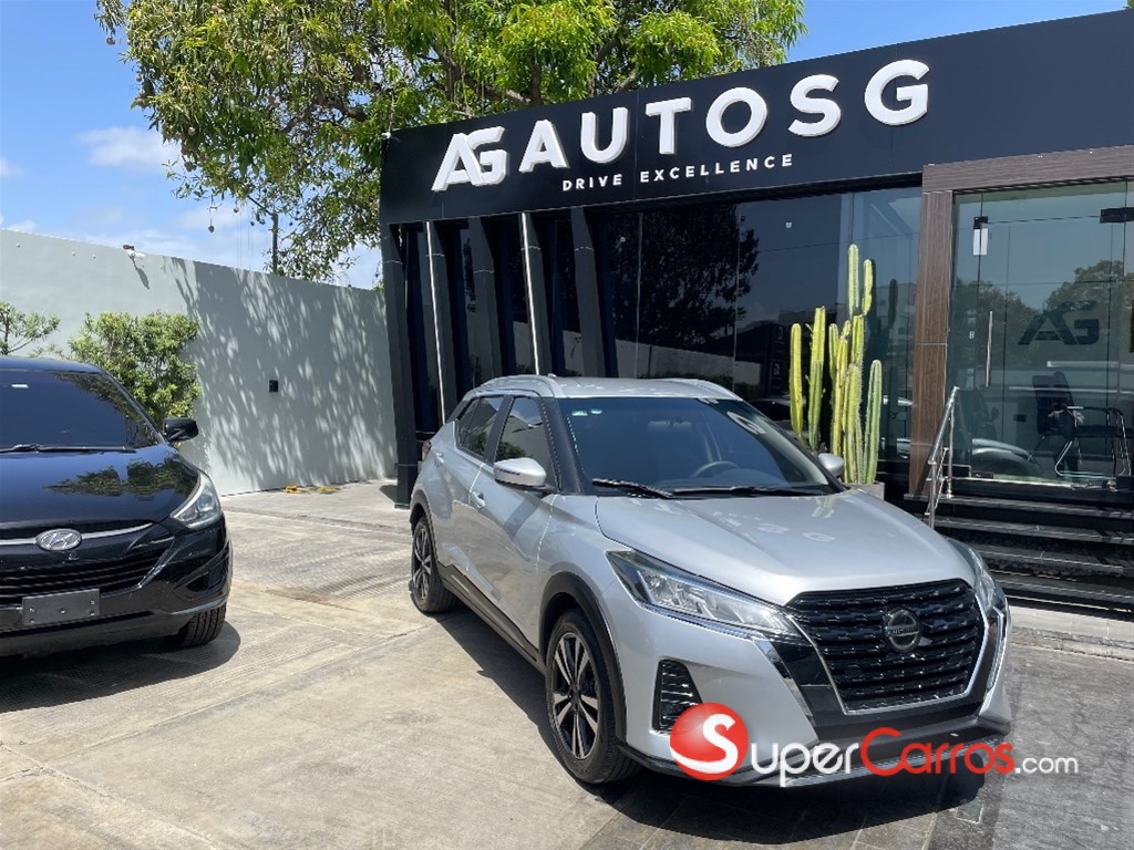 2023 Nissan Kicks Advance