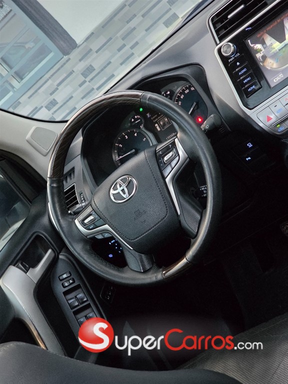 2018 Toyota Land Cruiser Prado VXL — foto 4 / 12