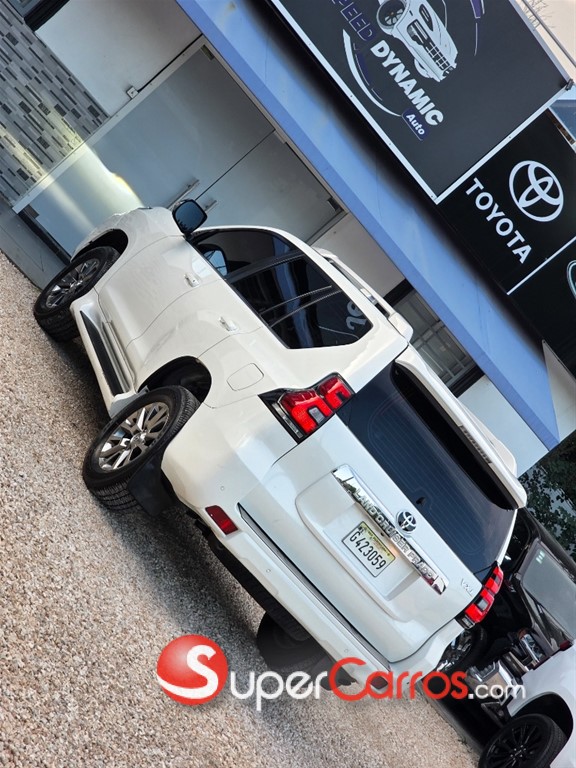 2018 Toyota Land Cruiser Prado VXL — foto 11 / 12