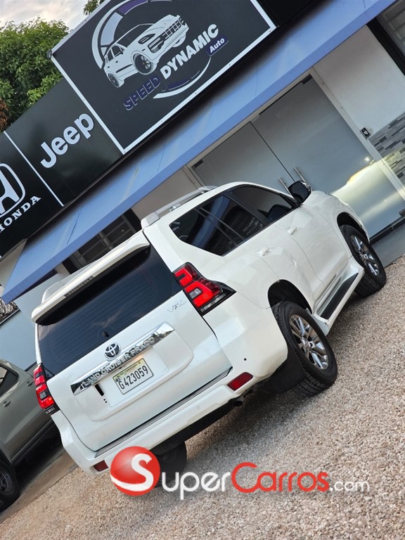 2018 Toyota Land Cruiser Prado VXL — foto 12 / 12