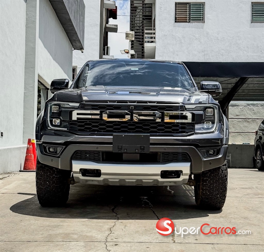 2025 Ford Ranger Raptor — foto 9 / 12