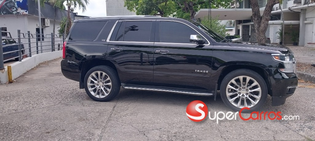 2016 Chevrolet Tahoe LTZ — foto 5 / 12