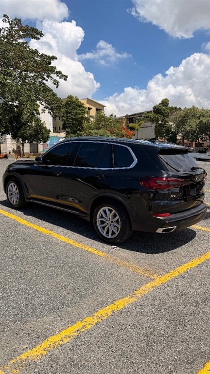 2023 BMW X 5 XDRIVE 40i — foto 4 / 12