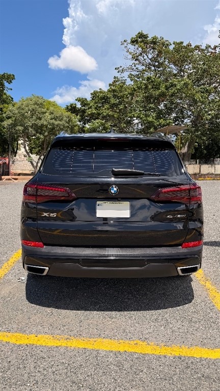 2023 BMW X 5 XDRIVE 40i — foto 6 / 12