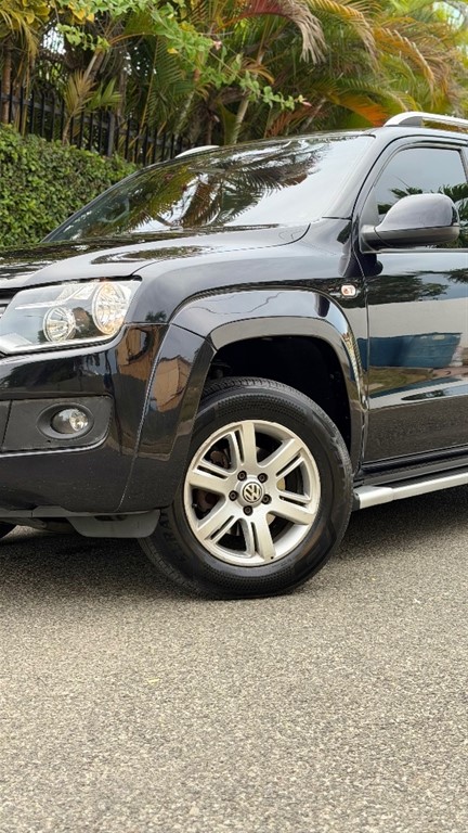2016 Volkswagen Amarok — foto 2 / 12