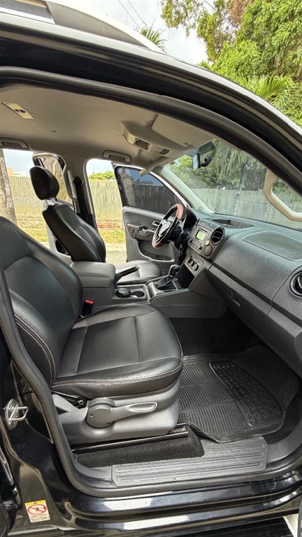 2016 Volkswagen Amarok — foto 5 / 12