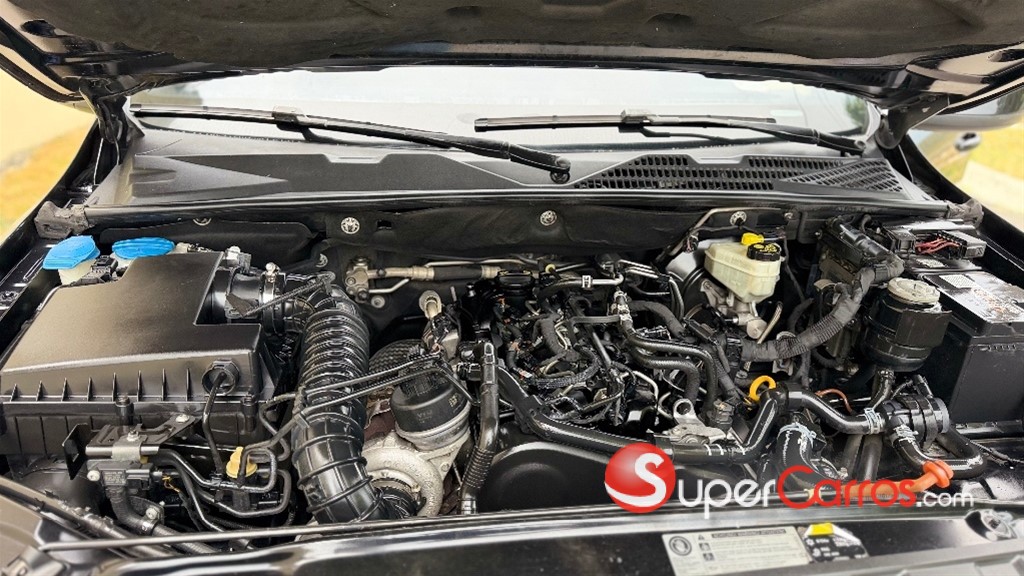 2016 Volkswagen Amarok — foto 7 / 12