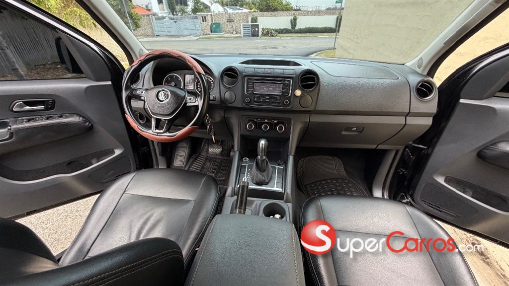 2016 Volkswagen Amarok — foto 9 / 12