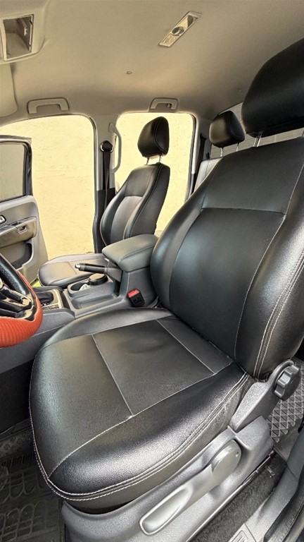 2016 Volkswagen Amarok — foto 10 / 12