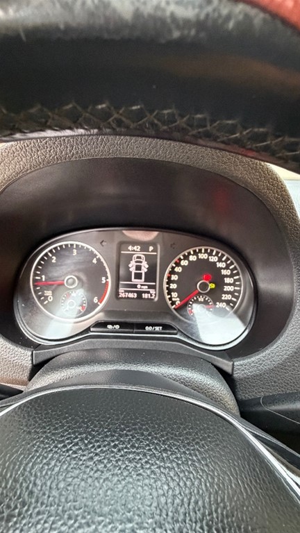 2016 Volkswagen Amarok — foto 12 / 12