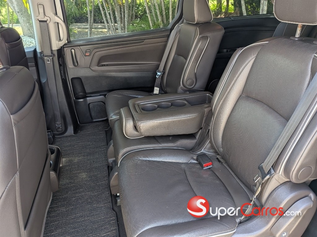 2021 Honda Odyssey Elite — foto 8 / 12