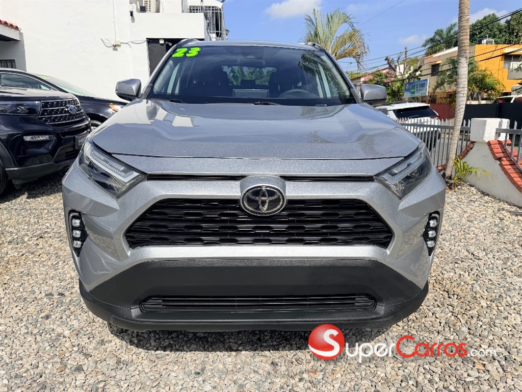 2023 Toyota RAV4 XLE — foto 5 / 11