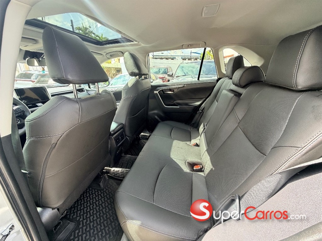 2023 Toyota RAV4 XLE — foto 7 / 11