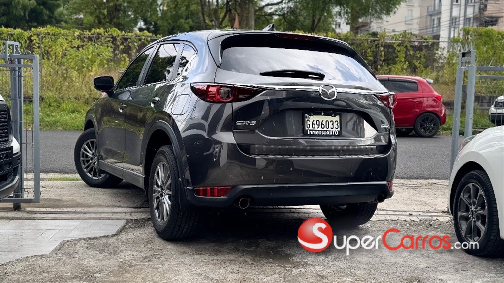 2017 Mazda CX-5 Touring — foto 7 / 8