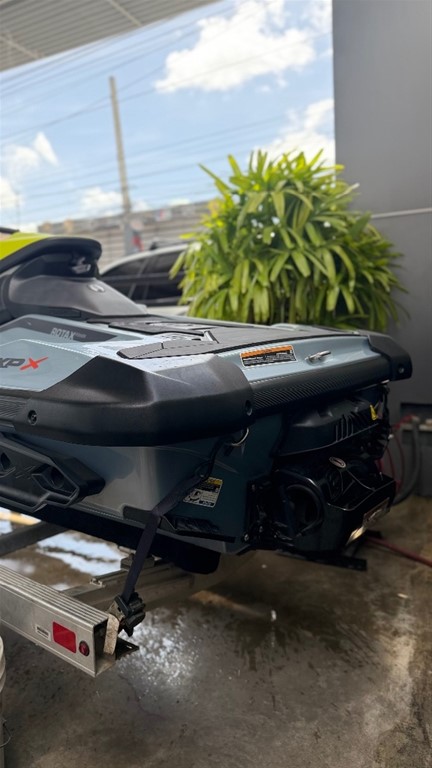 2025 Sea Doo RXP-X — foto 4 / 11