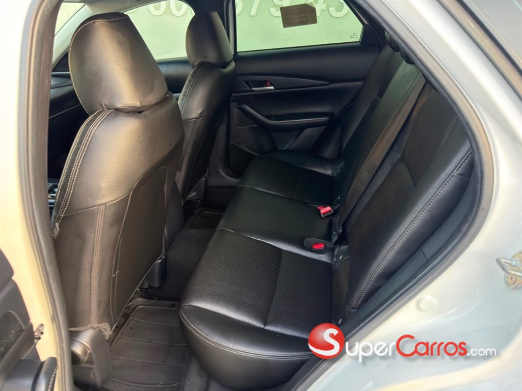 2024 Mazda CX-30 — foto 8 / 12