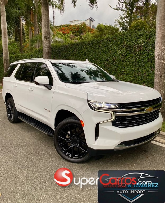 2021 Chevrolet Tahoe LT — foto 3 / 12