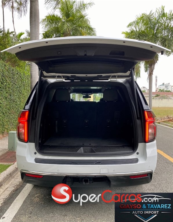 2021 Chevrolet Tahoe LT — foto 8 / 12