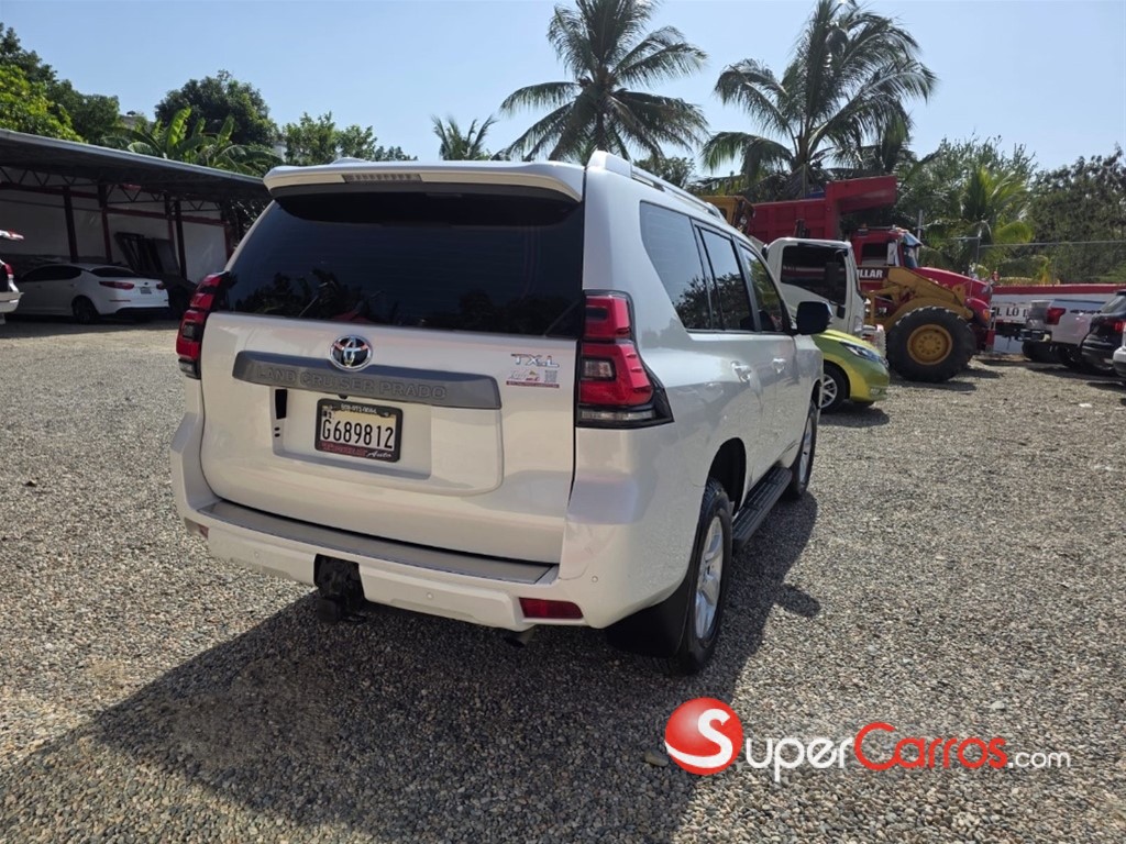 2024 Toyota Land Cruiser Prado TXL — foto 3 / 9