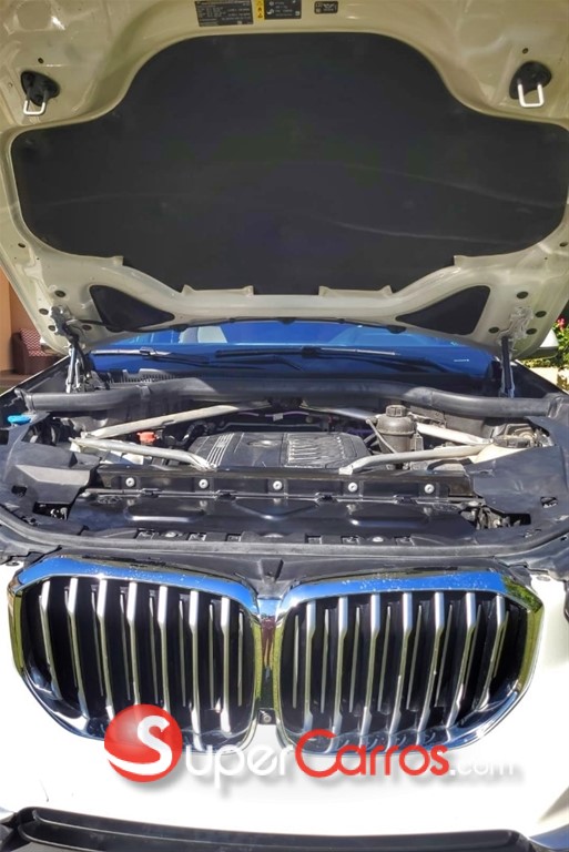 2021 BMW X 5 40i — foto 5 / 7