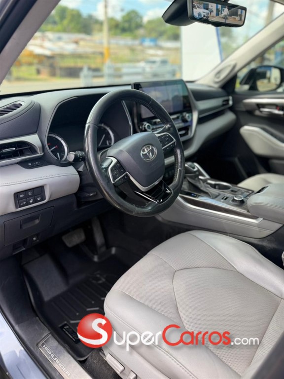 2022 Toyota Highlander Platinum — foto 2 / 9