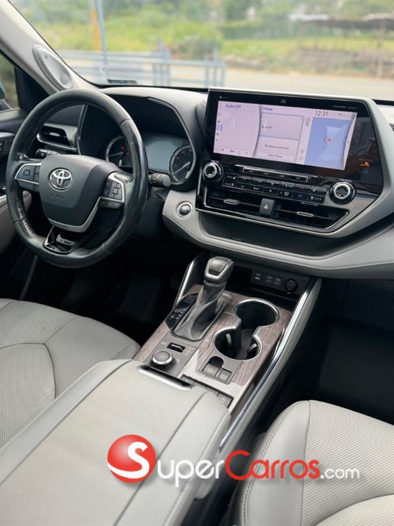 2022 Toyota Highlander Platinum — foto 6 / 9