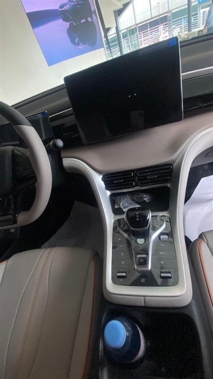 2027 BYD Song Pro — foto 6 / 10
