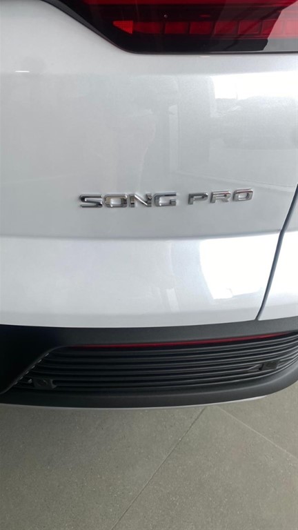 2027 BYD Song Pro — foto 8 / 10