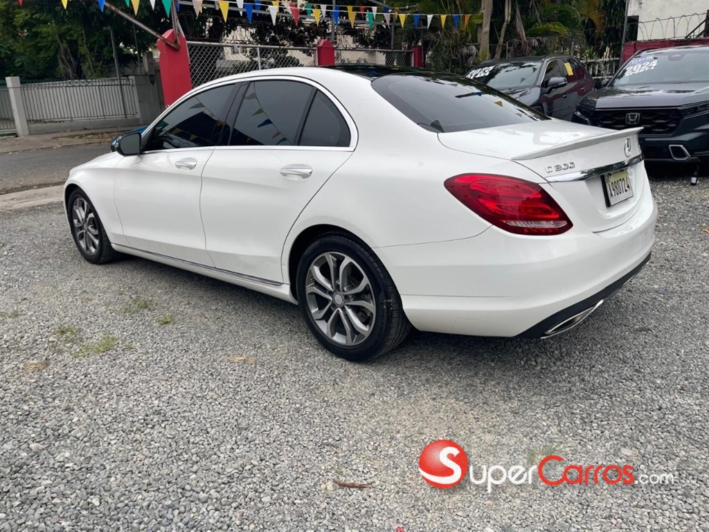 2016 Mercedes-Benz Clase C 300 — foto 6 / 11