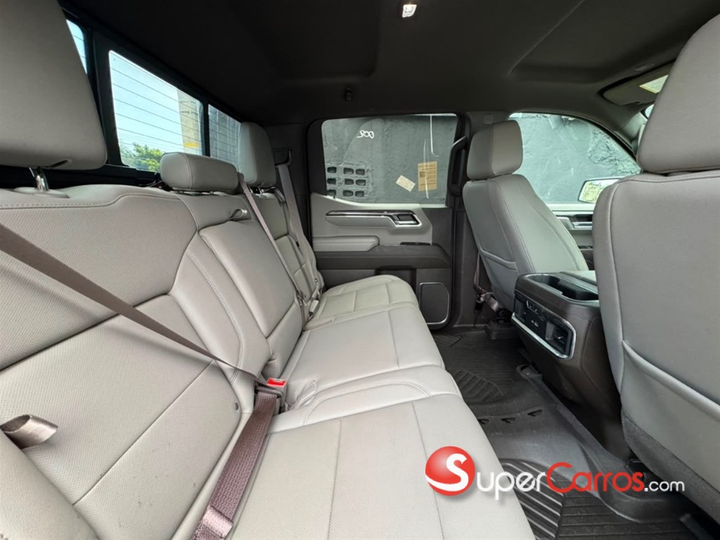 2022 Chevrolet Silverado Z71 Duramax — foto 8 / 8