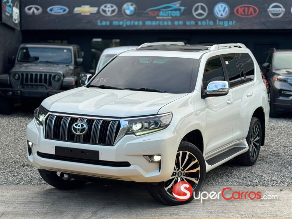 2018 Toyota Land Cruiser VXL