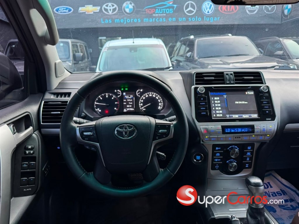 2018 Toyota Land Cruiser VXL — foto 5 / 8