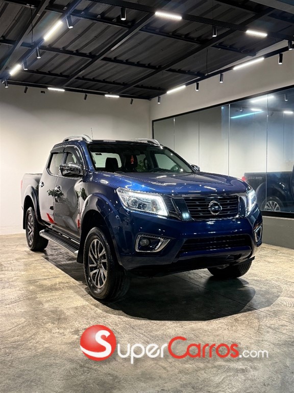 2016 Nissan Frontier LE — foto 2 / 9