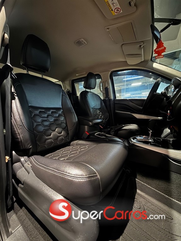 2016 Nissan Frontier LE — foto 8 / 9