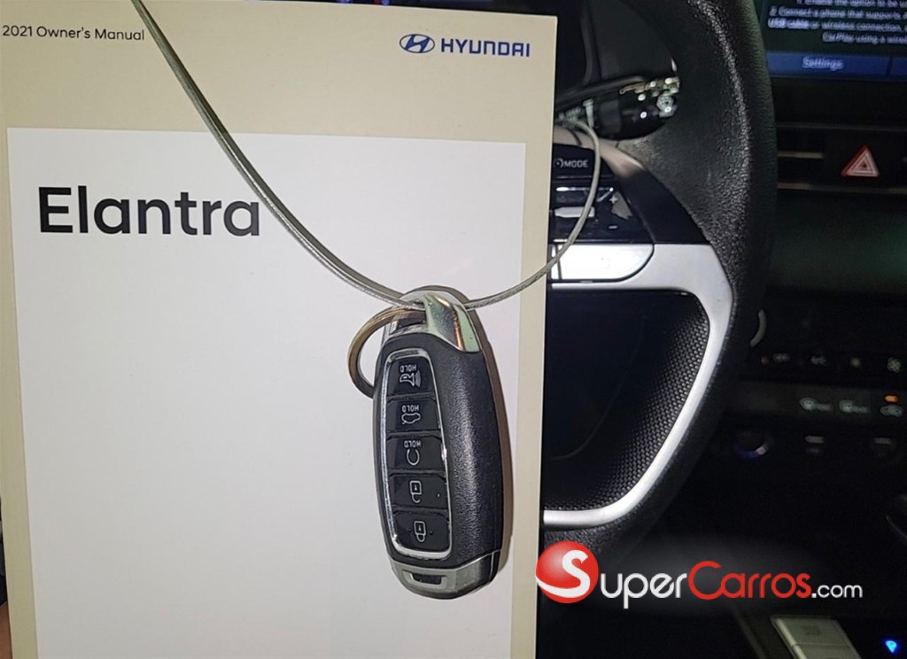 2021 Hyundai Elantra SEL — foto 10 / 12