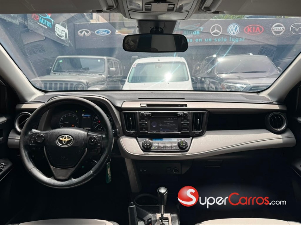 2018 Toyota RAV4 XLE — foto 5 / 8